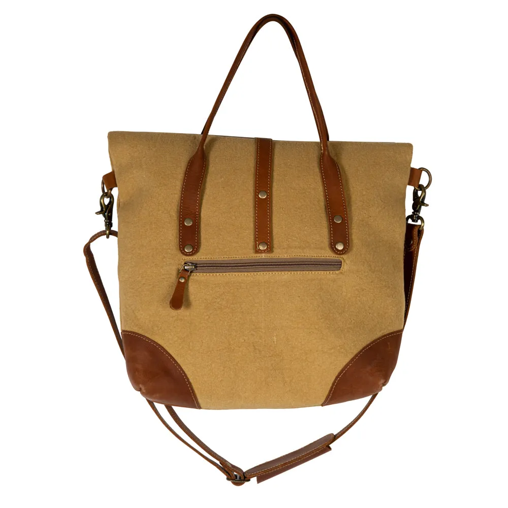 Le Chatelard Shoulder Bag