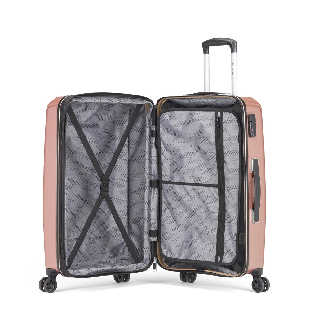 Samsonite Pursuit DLX Plus Medium Spinner 24"